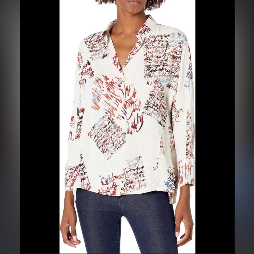 NIC + ZOE Scattered Letters V Neck Blouse Small Change the World - Picture 7 of 8